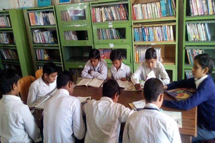 Madanmohan Kalawati Sarraf Saraswati Vidya Mandir-Library