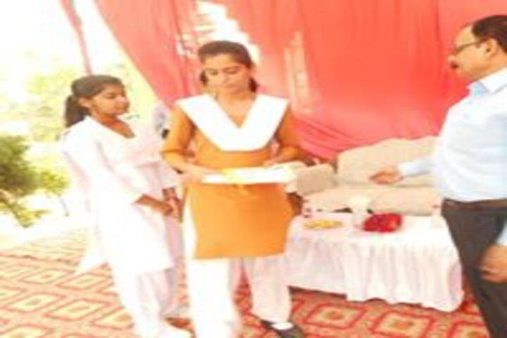 Maharishi Vidya Mandir-Prize Distribution Ceremony