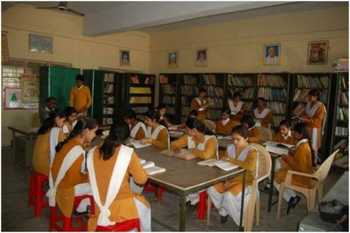 Maharishi Vidya Mandir-Library