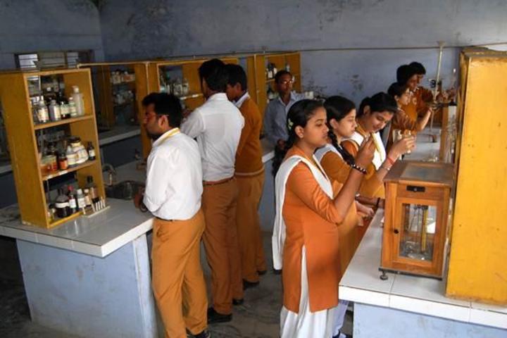 Maharishi Vidya Mandir- Chemistry Lab
