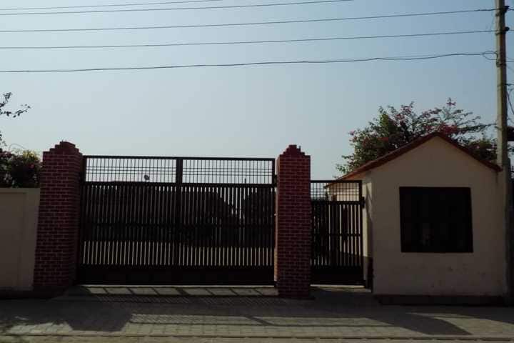 Maharishi Vivekanand Public Junior High School-School Entrance