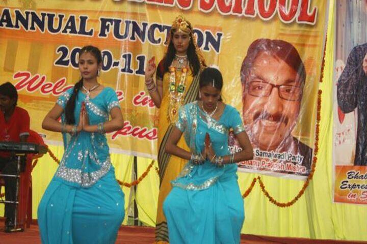 Maharshi Vashishtha Vidyapeeth-Traditional Dance