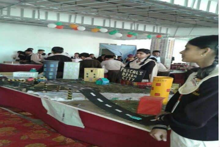 Mahatma Hansraj Modern School-School Exhibition