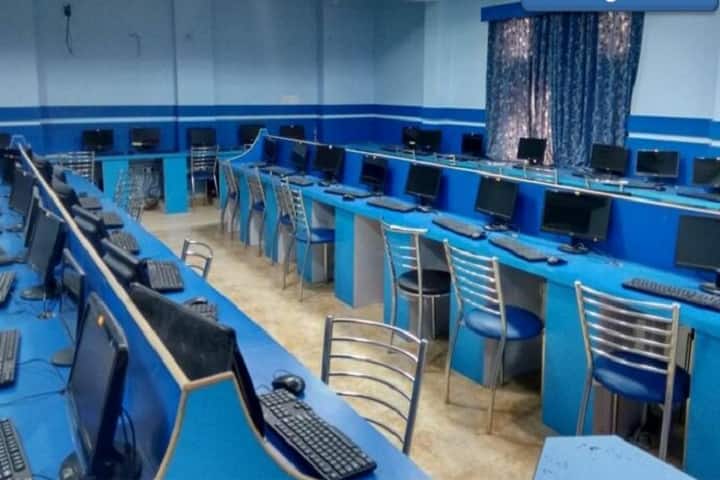 Mahatma Hansraj Modern School-Computer Lab