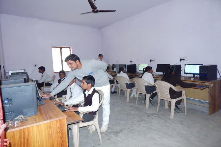 Mata Imarti Devi Public School-Computer lab