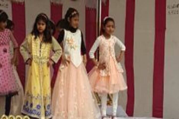 Mata Imarti Devi Public School-Group dance