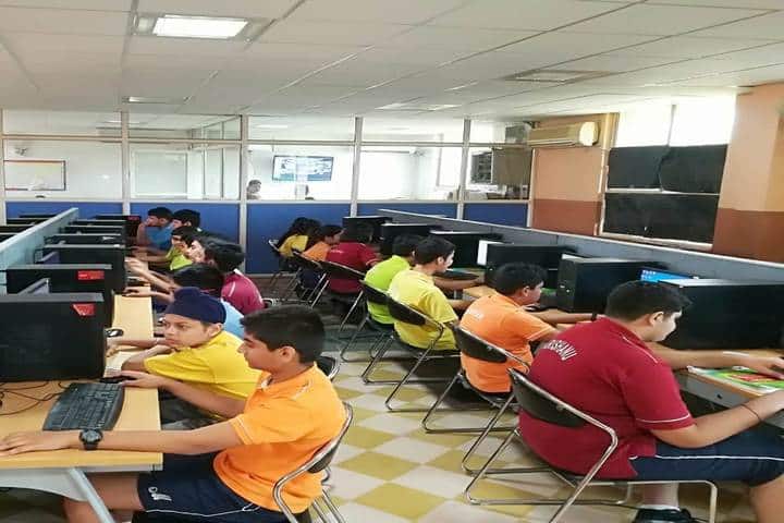 Mayoor School-Computer lab