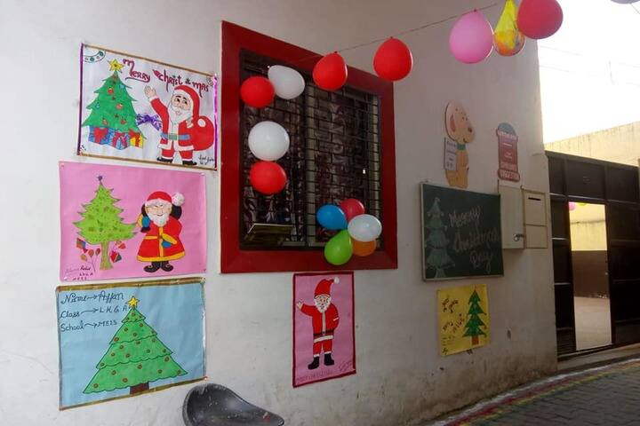 Minds Eye International School-Decoration