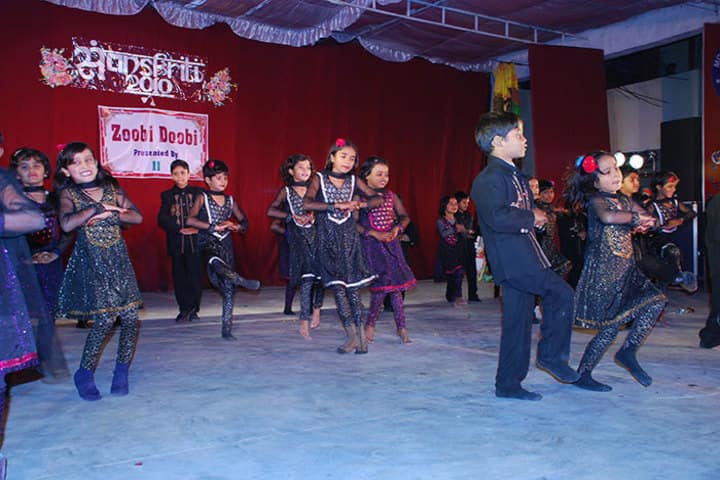 Modern Public School-Dance Activity