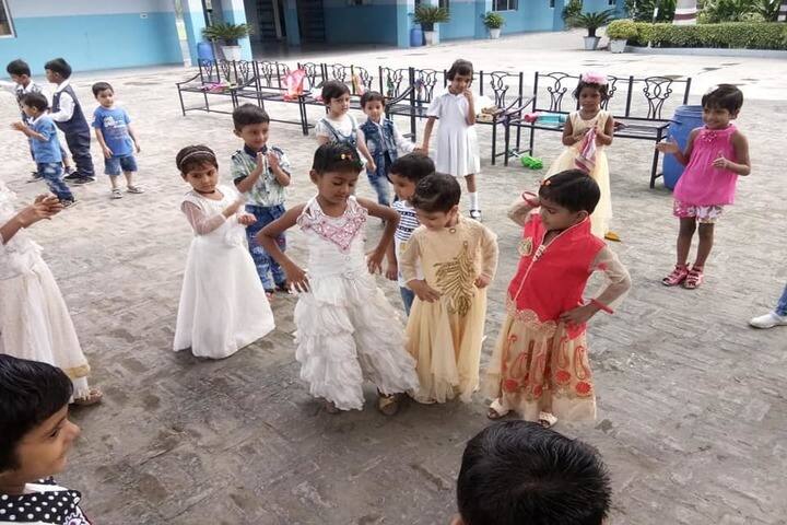Modern Public School-Fancy dress