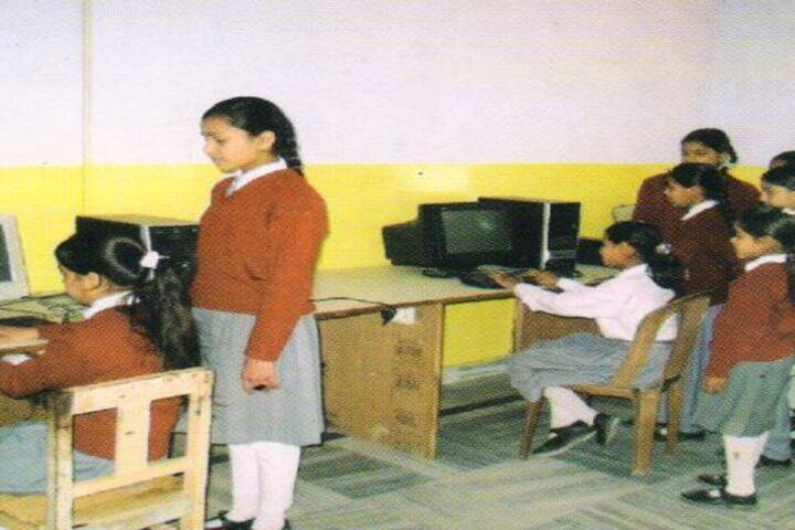 Modern Public School-Computer Lab