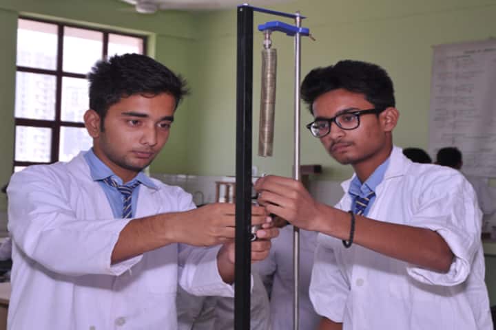 Modern School-Physics lab