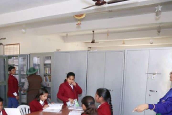 Mother Divine Public School-Library