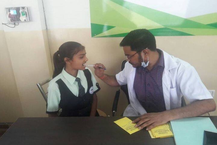Mount Litera Zee School-Health Checkup