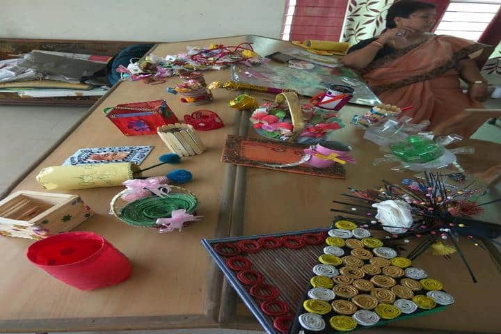 Narayan Savitri Public School-Art