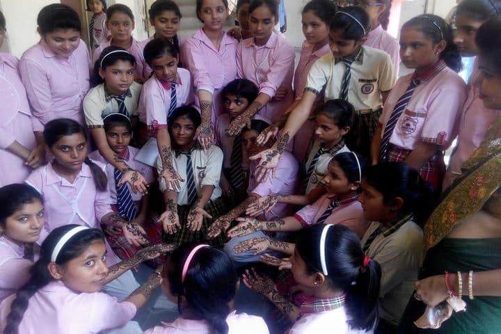 Narayan Savitri Public School-Mehandi Celebrations