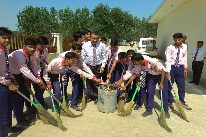 Narayan Savitri Public School-Swach Barath