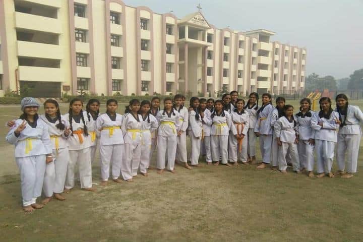 Nav Jeevan Mission School - Karate