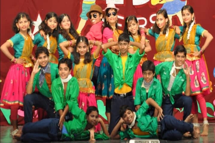 Nav Vani School-Dancing
