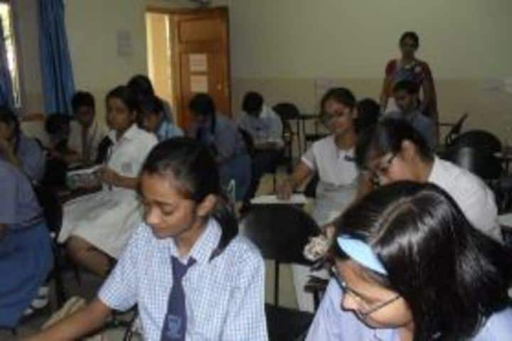 Navayuga Radiance School-Class room
