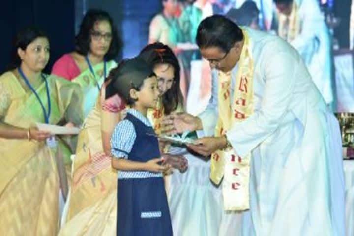 Navayuga Radiance School-Prize Distribution