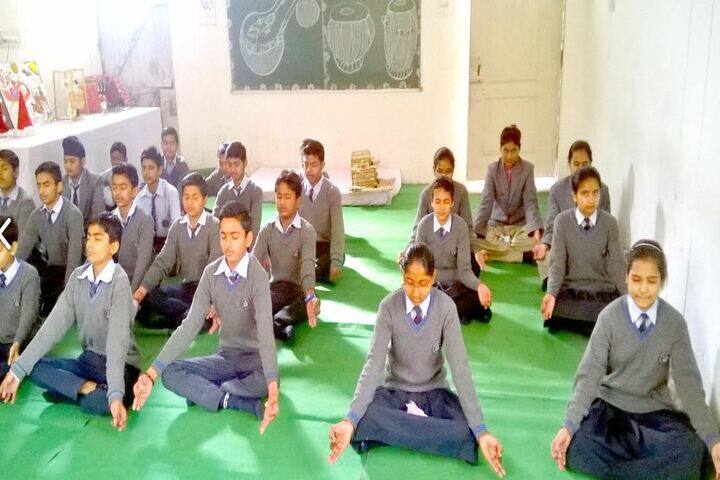 New Blooms Public School-International Yoga Activity