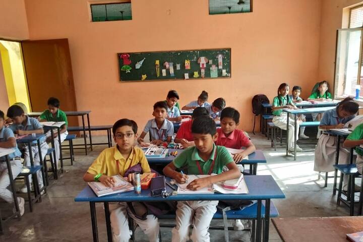 New Era English Academy Classroom