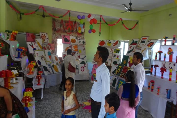 New Era School - School Exhibition