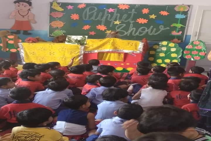 New Horizon School-Puppet Show