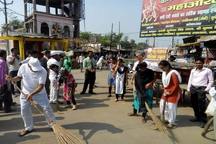 New Lucknow Public School-Swatch Bharat Activity
