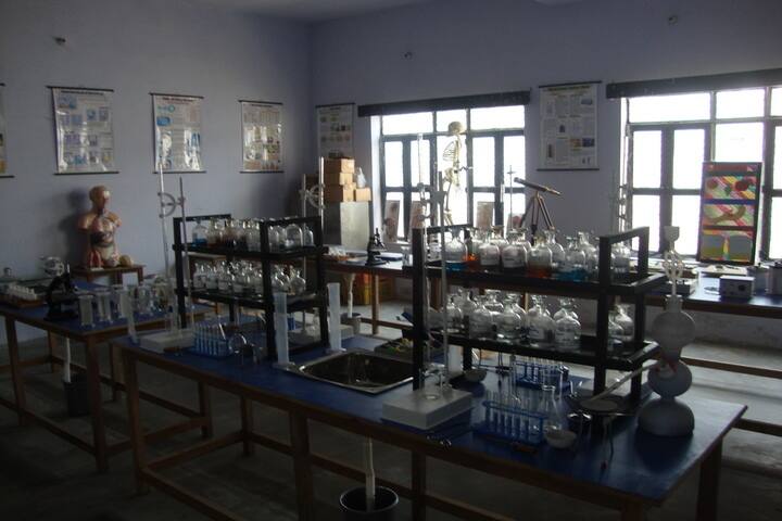Ops International School-Physics Lab