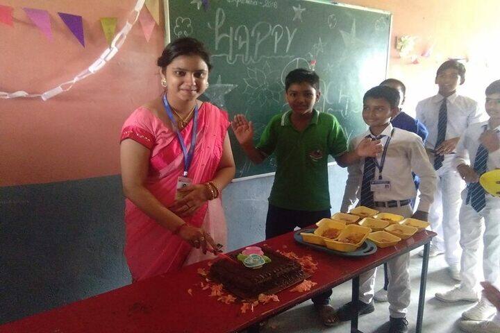 Oriental Institute Senior Secondary School-Teachers Day Celebrations