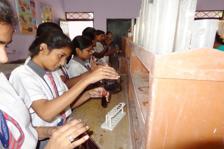 Vidya Niketan Girl High School-Chemistry Lab