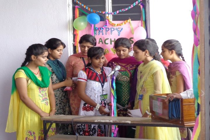 Vidya Niketan Girl High School-Teachers Day