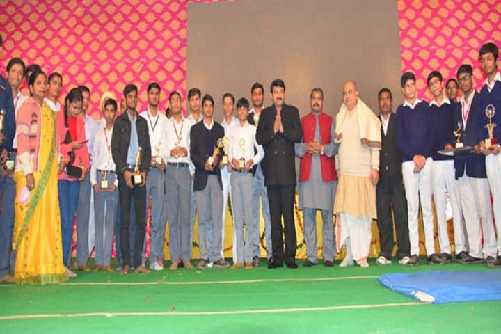 Parmeshwari Devi Dhanuka Saraswati Vidya Mandir-Prize Distribution