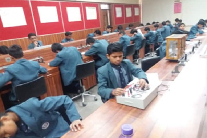 Panchsheel Balak Inter College-Physics Lab