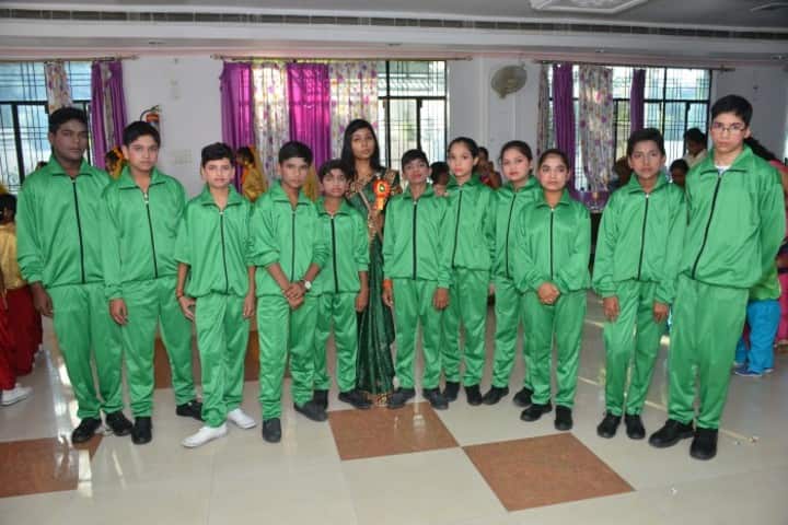 Pintoo Memorial Surya Academy-Green Day