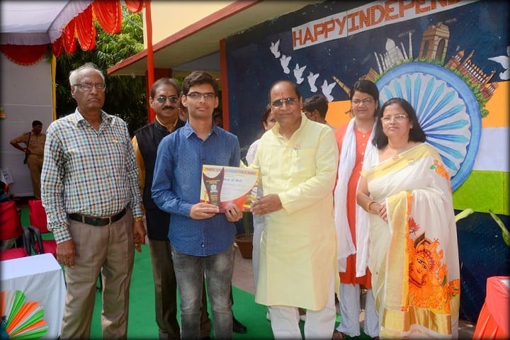 Prabhat Public School-Annual Prize Distribution