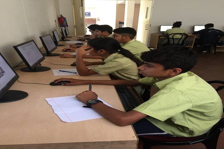 Pragyan School-Computer Lab