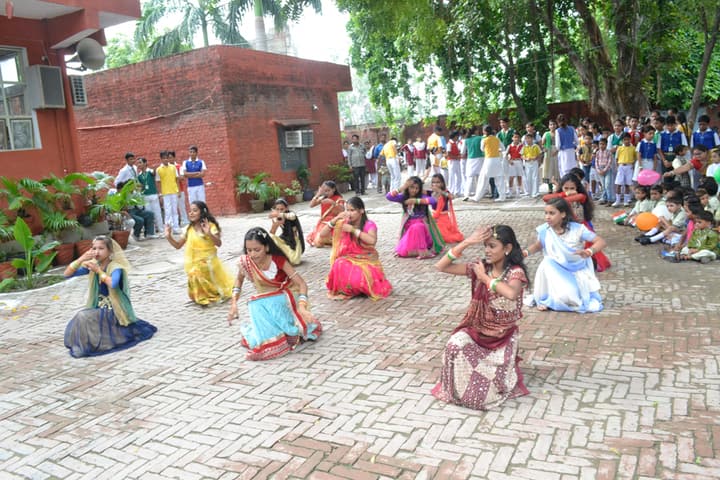 Premier International School-Cultural Fest