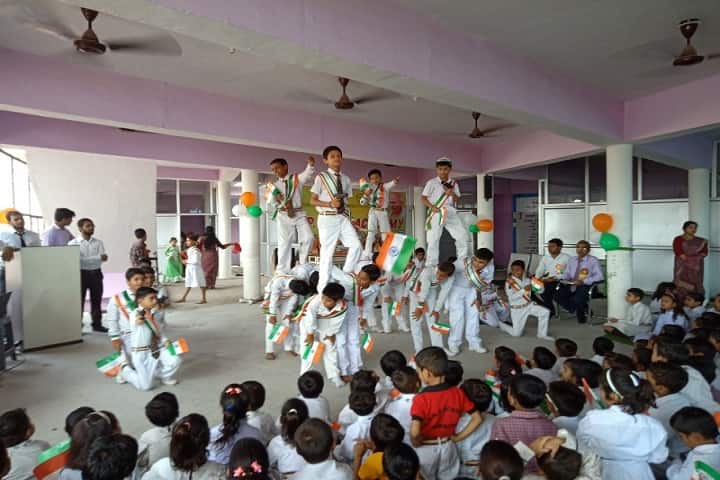 Pt Babu Ram Pandey Academy-Independence Day Celebration