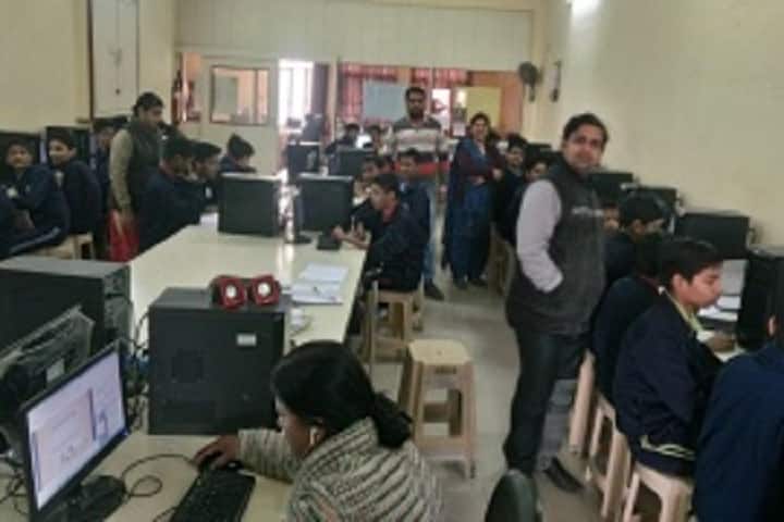 Pt Deen Dayal Upadhyaya Sanatan Dharma Vidyalaya-Computer Lab