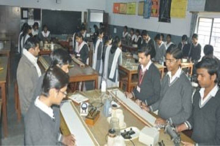 Pt Deen Dayal Upadhyaya Sanatan Dharma Vidyalaya-Laboratory