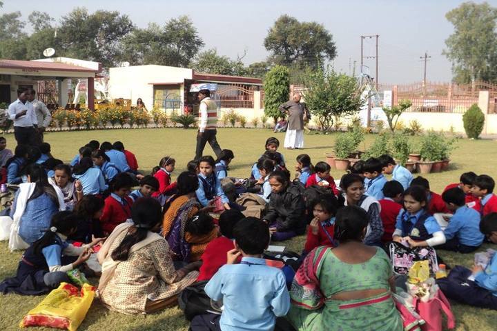 RS Excel English Academy-Outing
