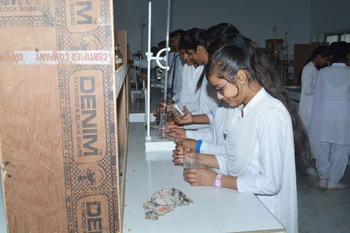 R A V Public School-Chemistry Labs