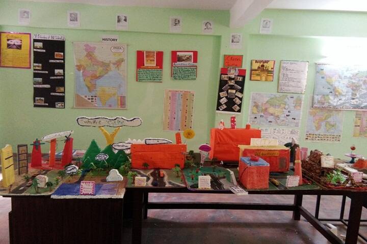Radisson The School-Science Labs2