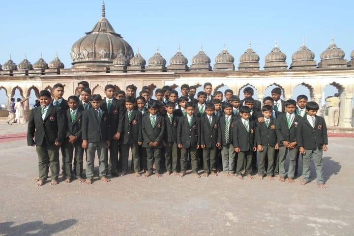 Rafi Memorial English School-School Tour