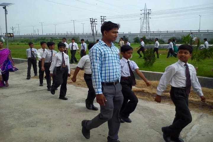 Ram Lakhan Bhatt International School-Educational Tour