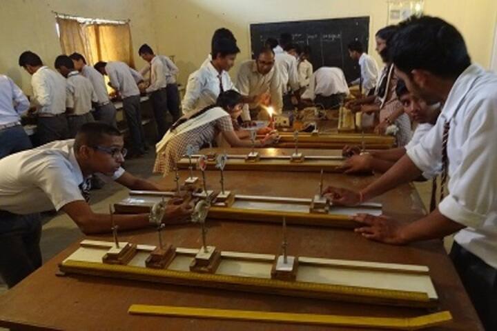 Ram Lakhan Public School-Physics Labs