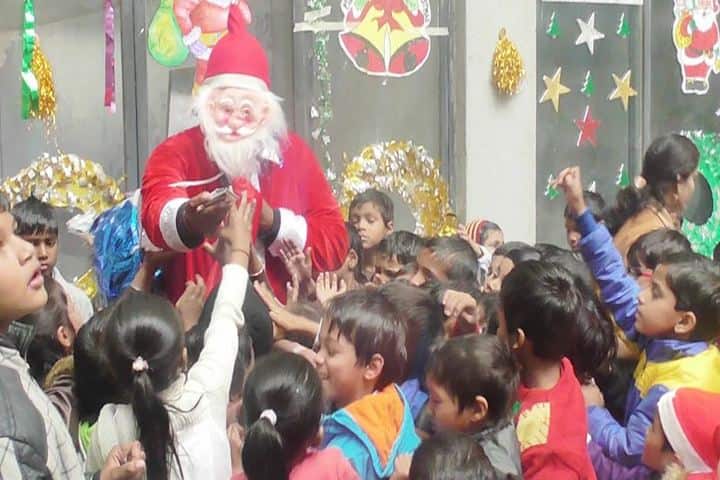 Ramkali Buddhilal Sahu Shikshan Sansthan-Christmas Celebrations